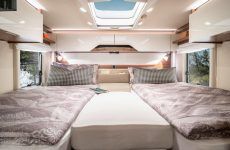 HYMER_B_Klasse_ModernComfort_580_Heckbetten_Laengseinzelbetten_Zusatzpolster